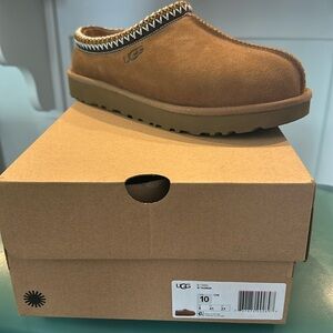 BRAND NEW UGG TASMAN